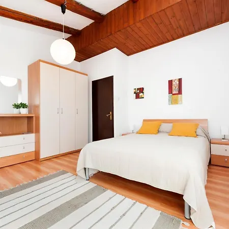 Apartman Studio And Room Tea *