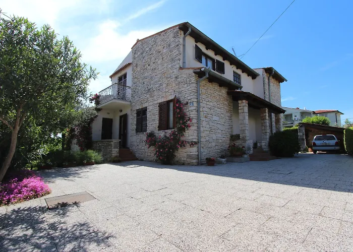 公寓 And Tea 罗维尼