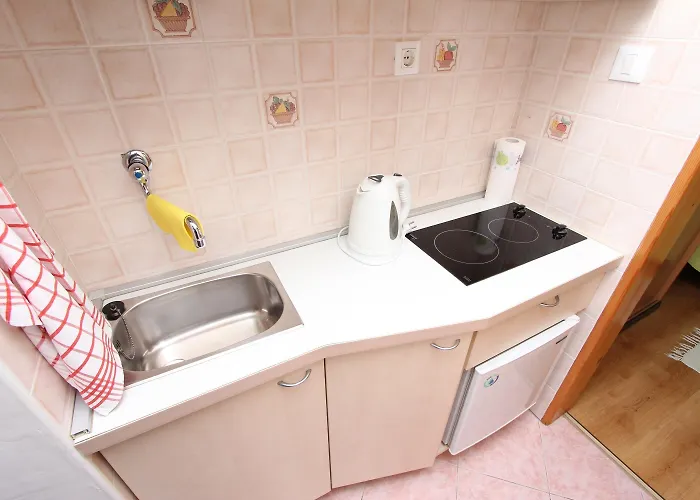 And Tea 公寓 罗维尼